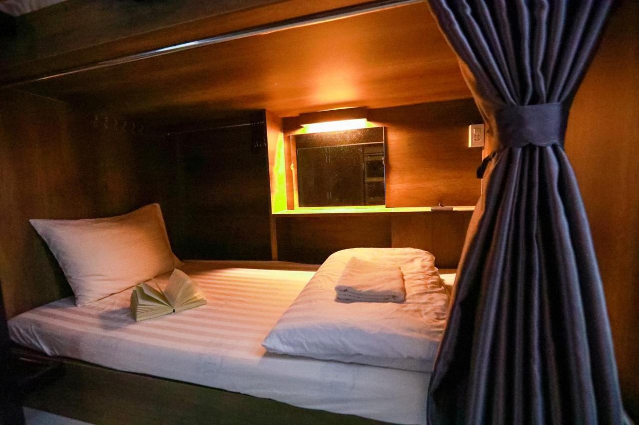 Bui Vien Street Hostel Thành Pho Ho Chí Minh Esterno foto
